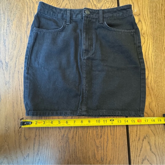 BDG Onna Denim Mini Skirt  Faded Black Medium Short Pencil Style - Picture 10 of 13